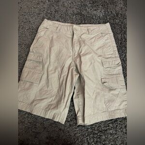 Men’s Khaki Shorts